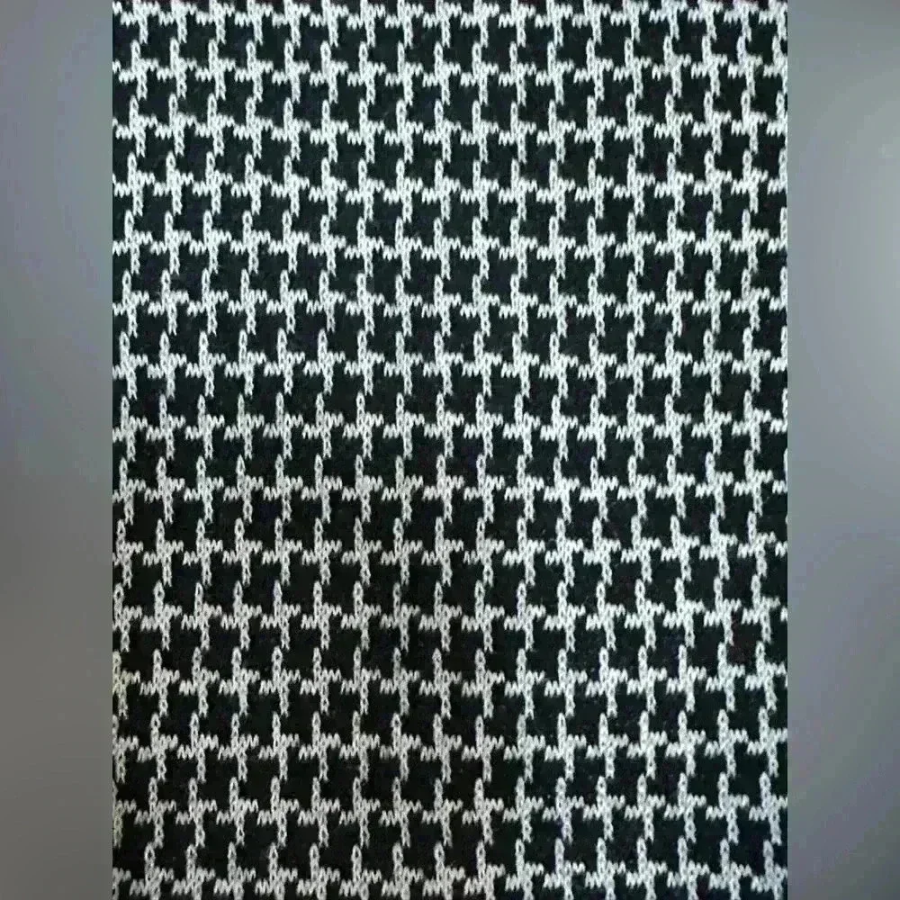 NWT | Women’s Max Edition Long Fitted Pencil Skirt | Black Houndstooth | Size S - Picture 3 of 7